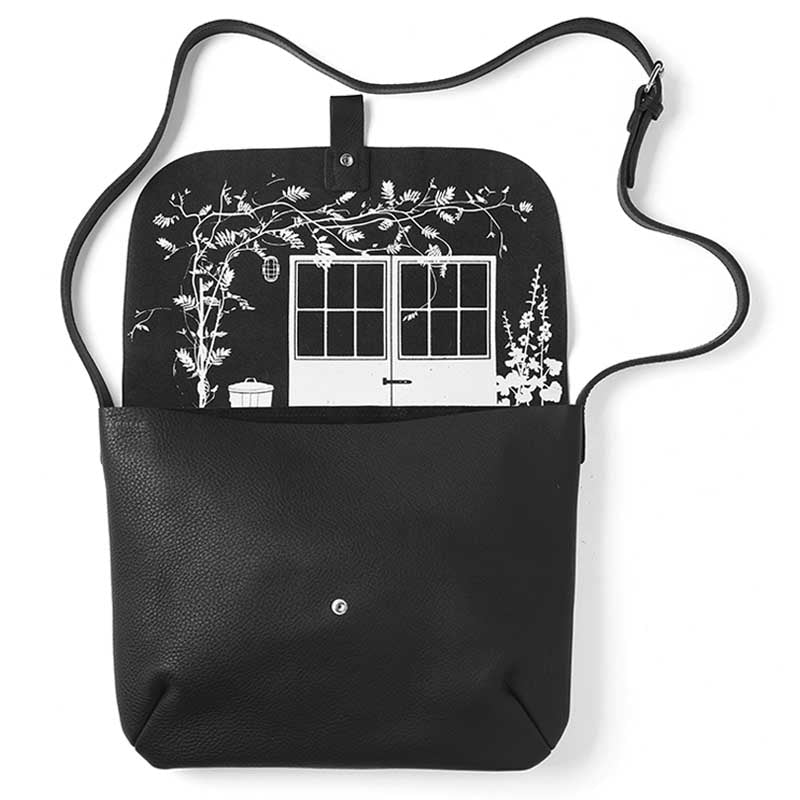 Schultertasche, Back Yard, Black